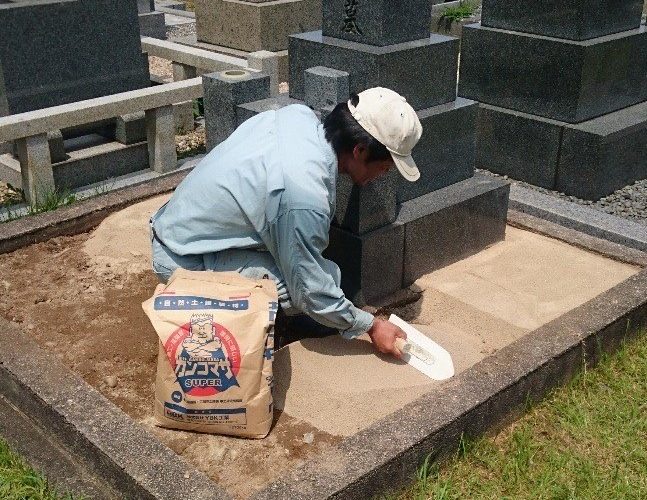 松江市の墓掃除と言えば解体堂｜雑草の草押さえまでお任せ下さい！｜島根