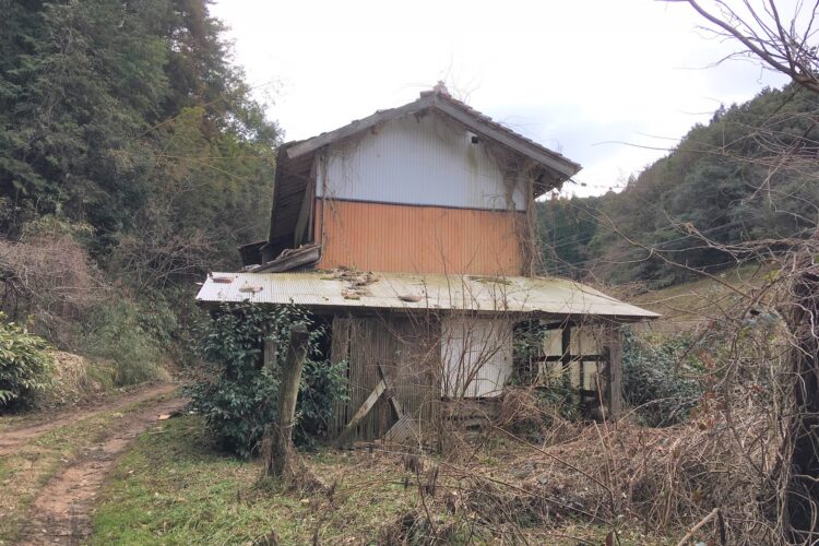 【島根県安来市Ｔ様邸】木造納屋の解体工事