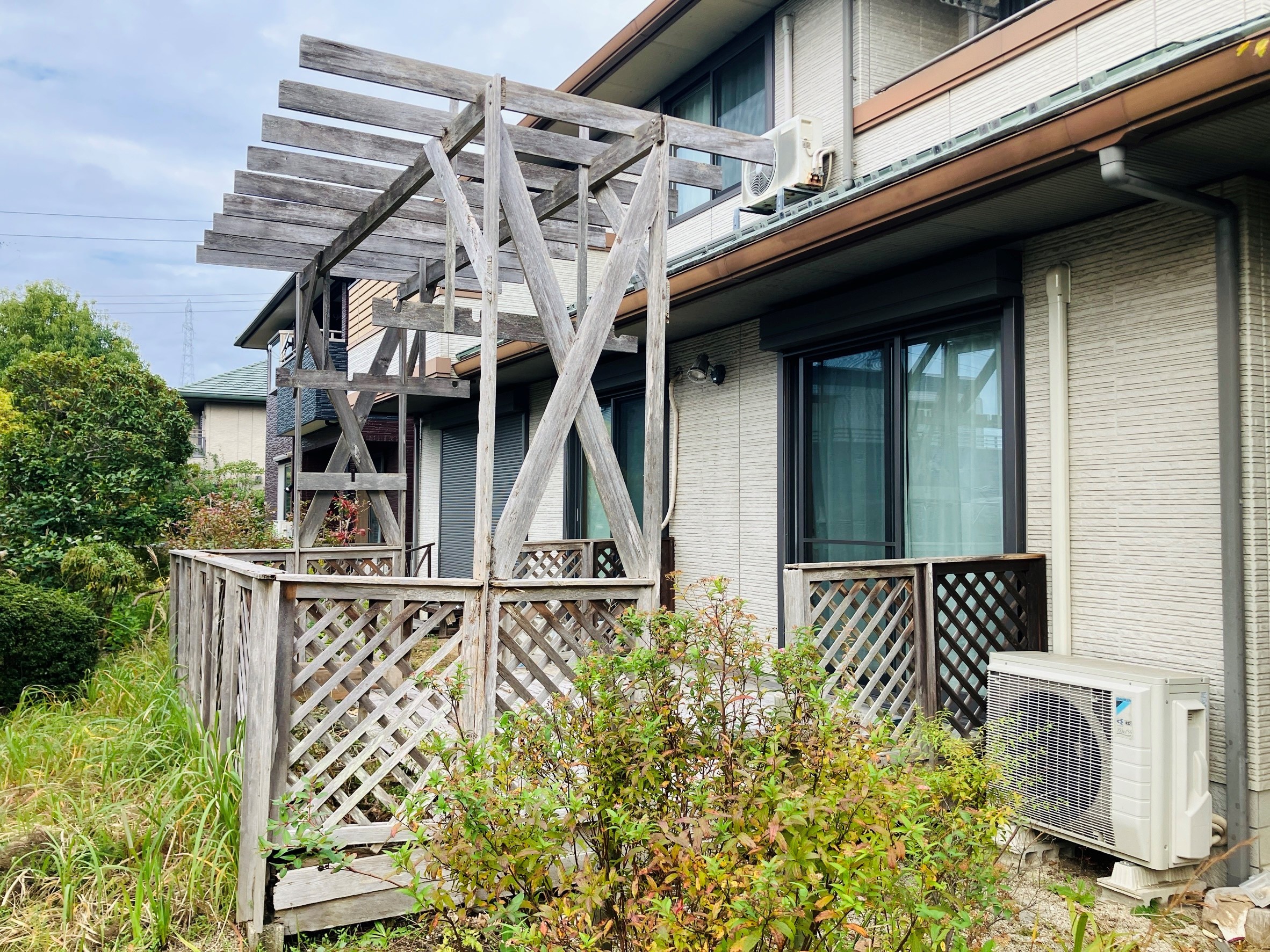 【島根県松江市Ｕ様邸】ウッドデッキの解体工事